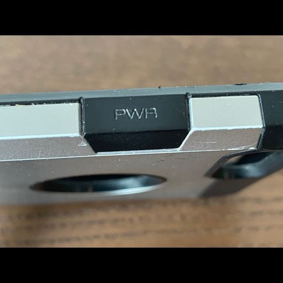 SPIGEN TOUGH ARMOR iPHONE 8 AND 7S PLUS CASE IN SATIN SILVER - Picture 7 of 14